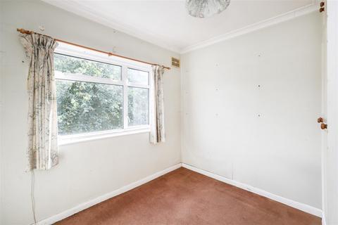 27a Woodland Road, Chingford, London, E4 7ET