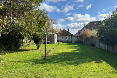 3 bedroom detached bungalow for sale, Chescombe Road, Yatton