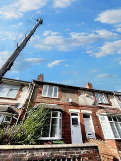 4 bedroom terraced house to rent, Windermere Street, Stoke-on-Trent ST1