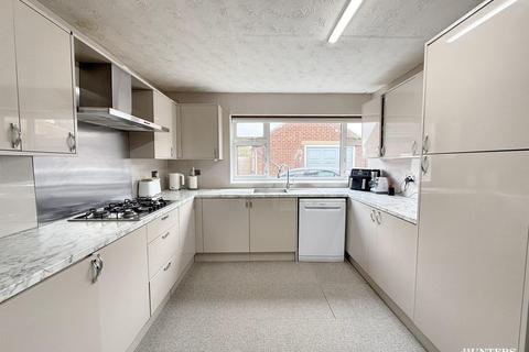 51b Dark Lane, Batley, WF17 7PP