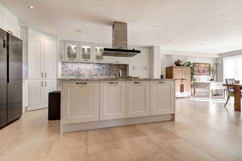 8, Picton Barns Ash Hey Lane, Picton, Chester, CH2 4HD
