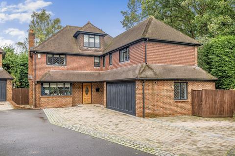 5 bedroom detached house for sale, Park Lane, Ashtead KT21