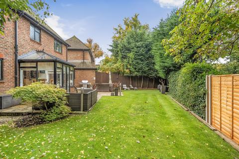 5 bedroom detached house for sale, Park Lane, Ashtead KT21