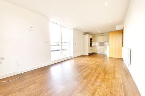 2 bedroom penthouse to rent, Arthur Court, Stanmore HA7