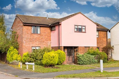 4 bedroom detached house for sale, Valiant Road, Ipswich IP5