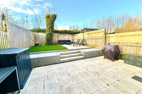 undefined, 18 Willow Brook, Daventry,  NN11 4FU