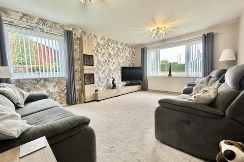 3 bedroom detached bungalow for sale, Manor Garth Road, Kippax, Leeds