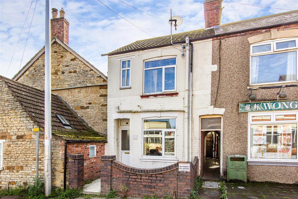 Station Road, Burton Latimer NN15 3 bed end of terrace house for sale