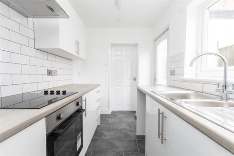 2 bedroom terraced house for sale, St. Albans Road, Nottingham NG5