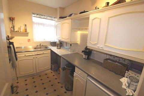 1 bedroom flat for sale, Magnolia Court, Uxbridge UB10