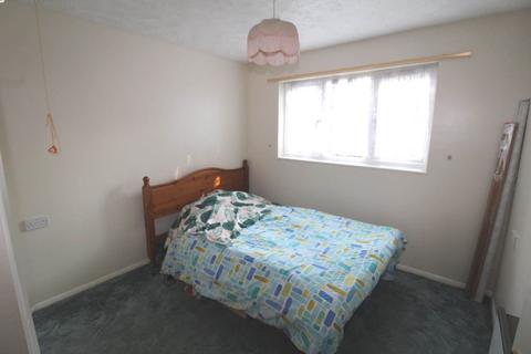 1 bedroom flat for sale, Magnolia Court, Uxbridge UB10