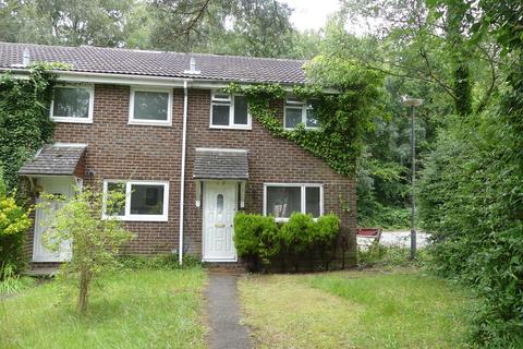 2 bedroom end of terrace house to rent, Sandpiper Road, Lordswood