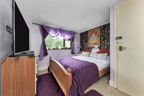45 Broadway, Bourn, Cambridge, CB23 2TA