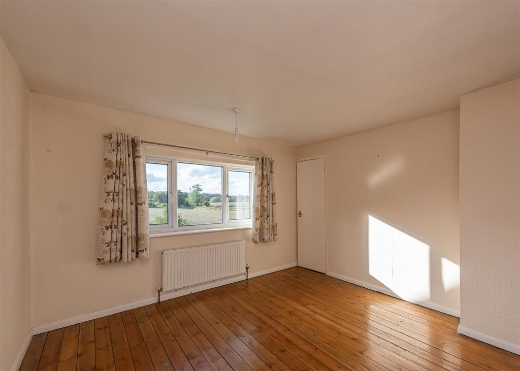 7 Shackerley Lane-bed1.jpg