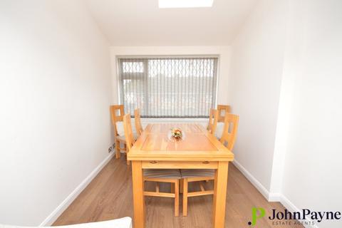 68 Alpine Rise, Coventry, CV3 6NR