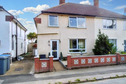 3 bedroom semi-detached house for sale, Margaret Street, Felixstowe IP11