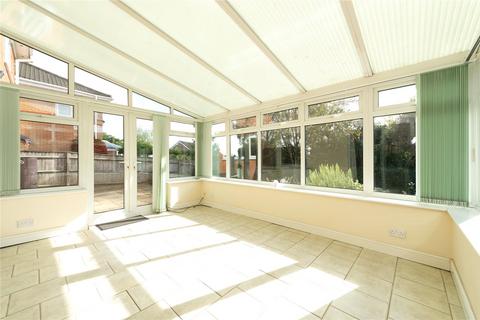 16 Highgrove Meadows, Priorslee, Telford, TF2 9RJ