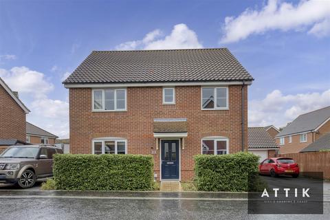 4 bedroom detached house for sale, Speckled Wood Close, Attleborough