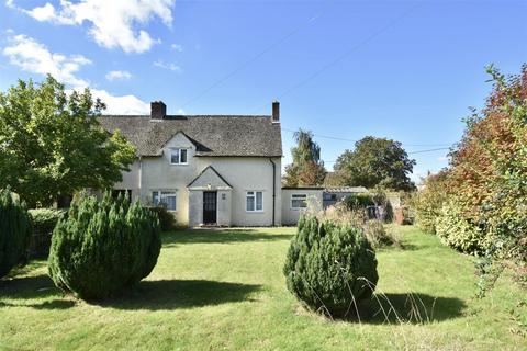 10 Bletchingdon Road, Kirtlington, Kidlington, OX5 3HG