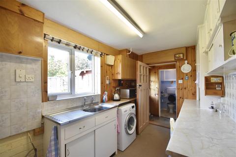 10 Bletchingdon Road, Kirtlington, Kidlington, OX5 3HG