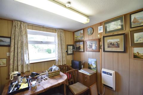 10 Bletchingdon Road, Kirtlington, Kidlington, OX5 3HG