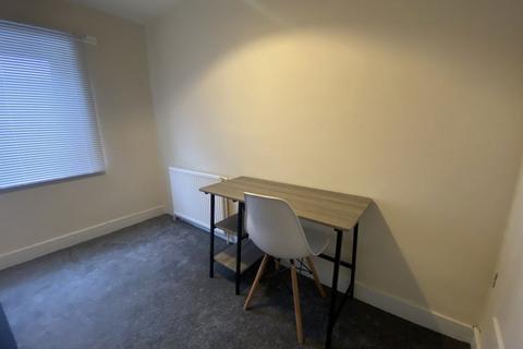 1 bedroom in a house share to rent, Rm 4, St Martins Street, Peterborough, PE1