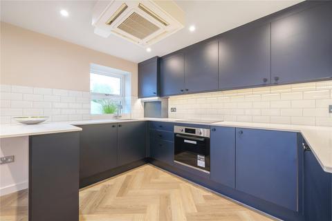 Flat 1, Convenience House, 224a High Street, Barnet, EN5 5SZ