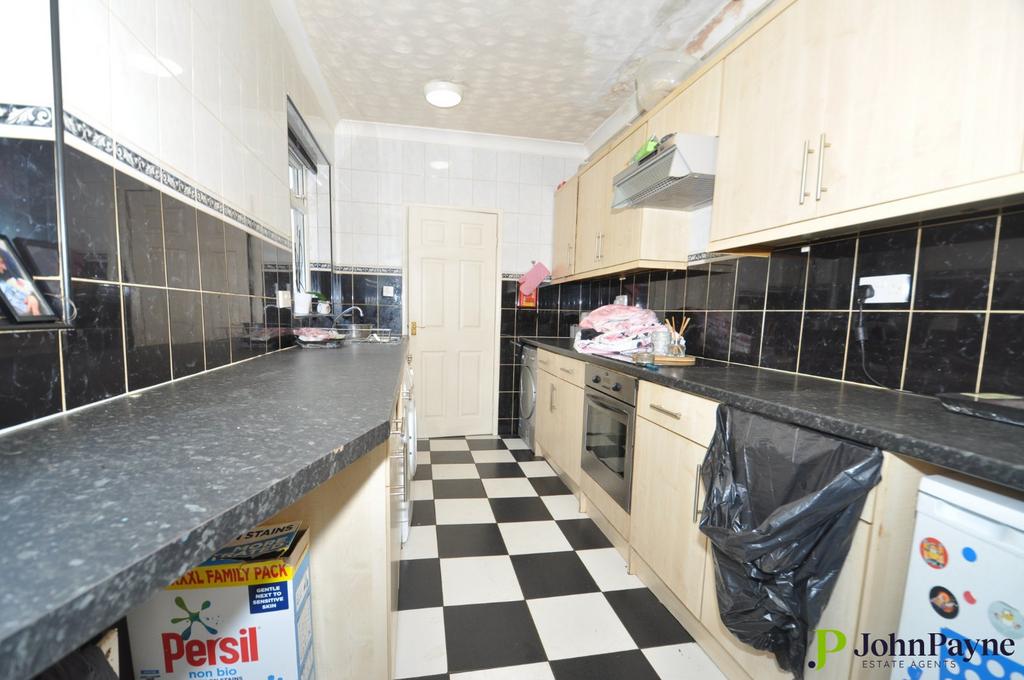 Flat 1 Kitchen