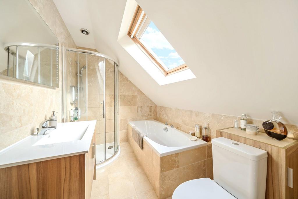 Ensuite Bathroom