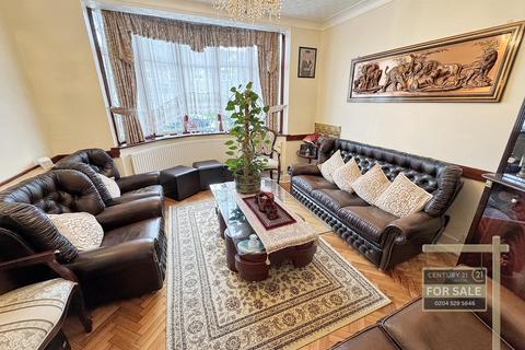 6 bedroom semi-detached house for sale, Blossom Waye, HOUNSLOW TW5