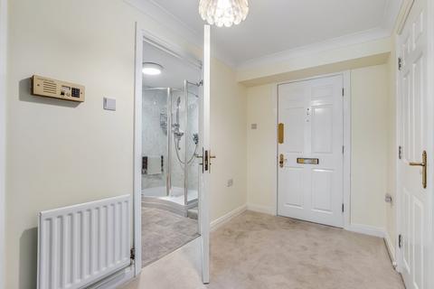 2 bedroom retirement property for sale, Cunliffe Road, Ilkley, West Yorkshire, LS29