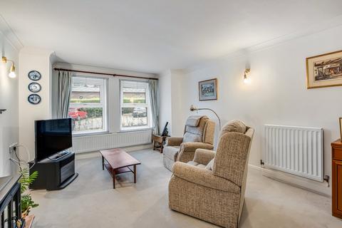 2 bedroom retirement property for sale, Cunliffe Road, Ilkley, West Yorkshire, LS29