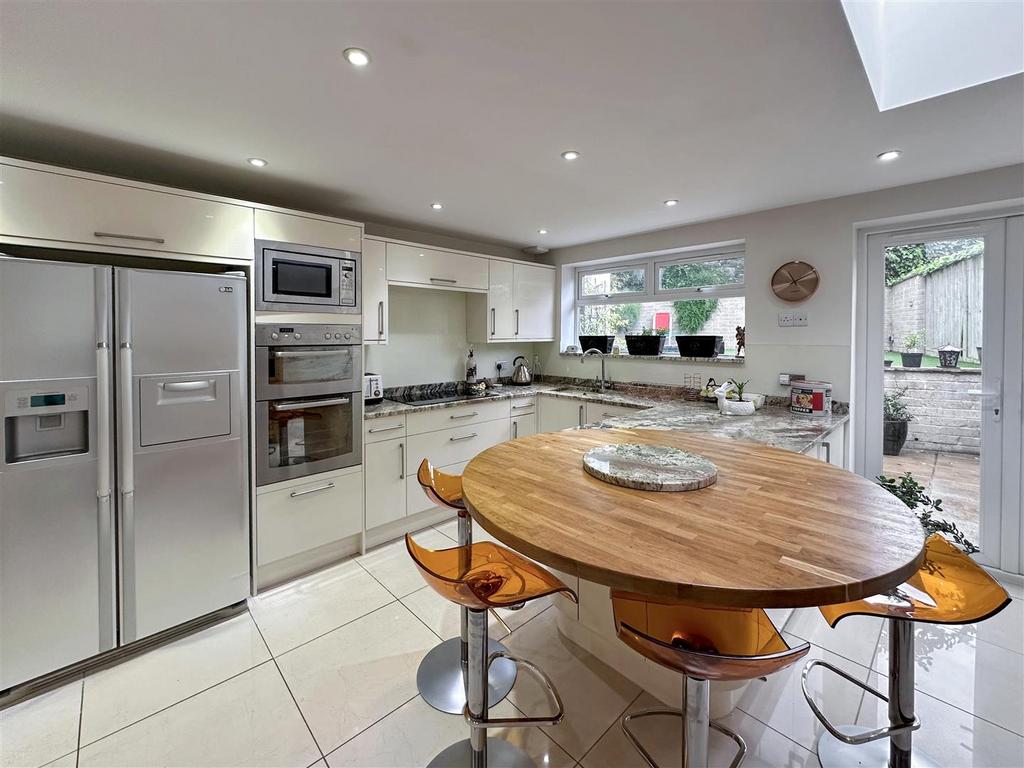 Kitchen/Breakfast Room