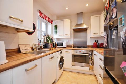 2 bedroom apartment for sale, Lenz Close, Colchester, Essex, CO1