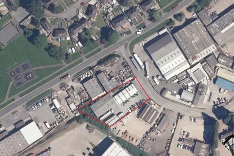 Industrial unit to rent, Unit 15 Turner Crescent, Newcastle under Lyme, ST5 7JZ