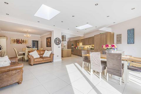 4 bedroom detached house for sale, Greenway, Totteridge