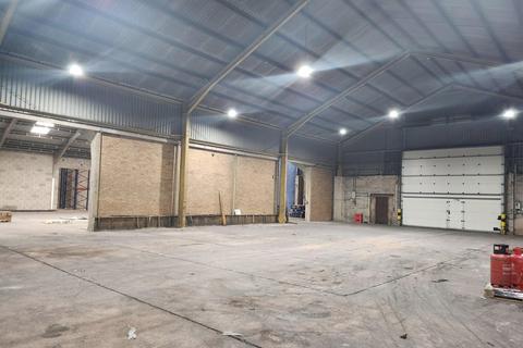 Industrial unit to rent, Unit 1 Turner Crescent, Newcastle under Lyme, ST5 7JZ