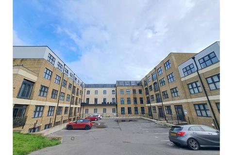 3 bedroom flat for sale, Queensbridge Drive, Ramsgate, Kent, CT11 9TU