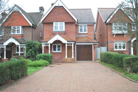 3 bedroom detached house to rent, Wagtail Walk, Beckenham, BR3