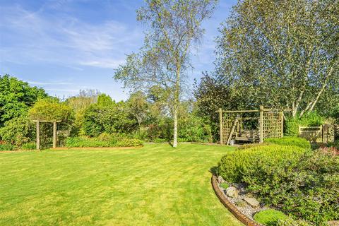 undefined, Yeoland Down, Yelverton