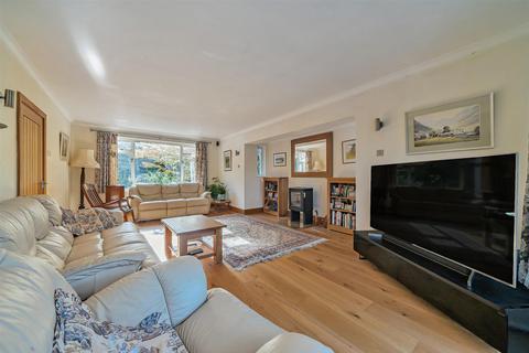 undefined, Yeoland Down, Yelverton