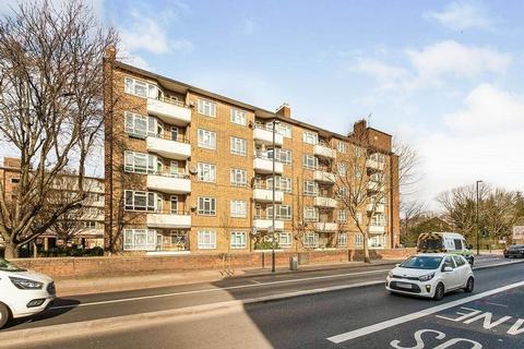 2 bedroom flat to rent, Jamaica Road, London SE16