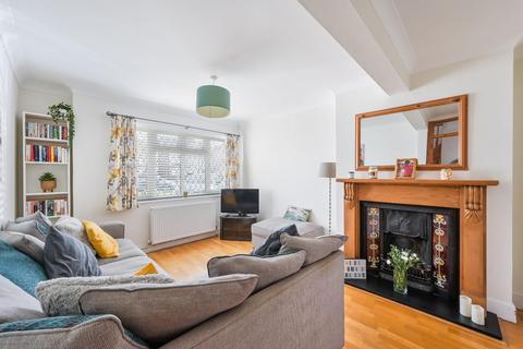 70 Pams Way, Epsom, KT19 0HX