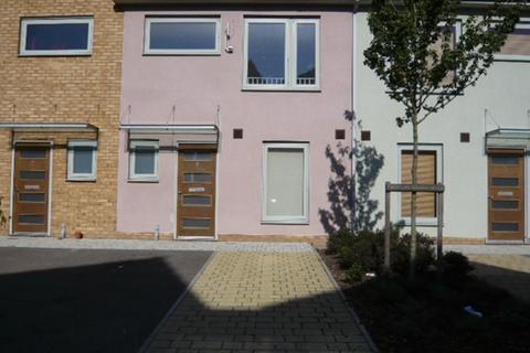 2 bedroom terraced house to rent, Cameron Drive, Dartford DA1