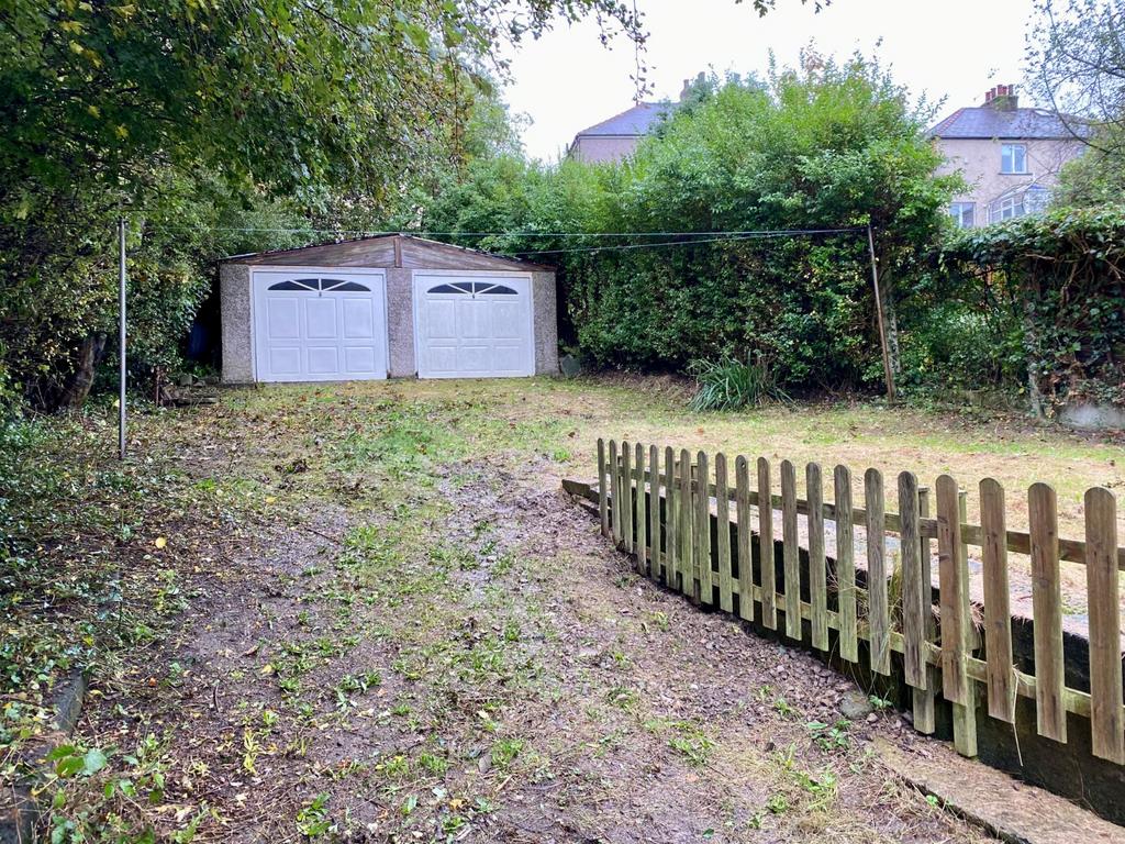 Double Garage