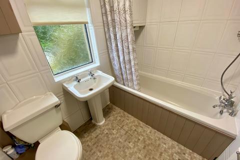 7 Grasmere Road, Bradford, BD2 4HU