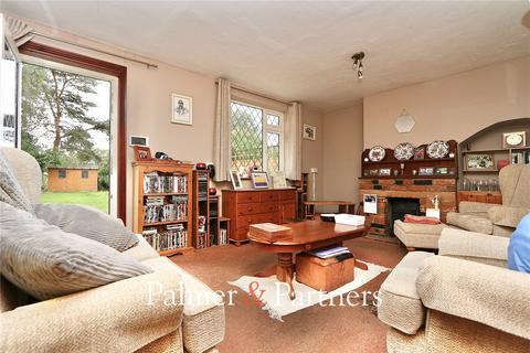 3 bedroom semi-detached house for sale, Hazel Shrub, Bentley, Ipswich, Suffolk, IP9