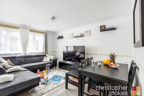 1 bedroom ground floor flat for sale, Cunningham Road, Cheshunt, Waltham Cross, Hertfordshire, EN8 0LD