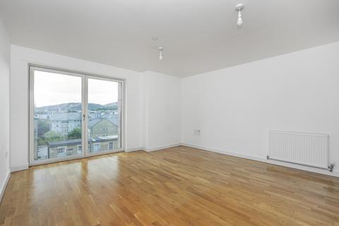 2 bedroom flat for sale, 5/43 Shrubhill Walk
