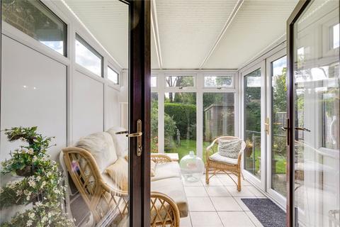 2 Garden Close, Woolmer Green, Knebworth, SG3 6JF